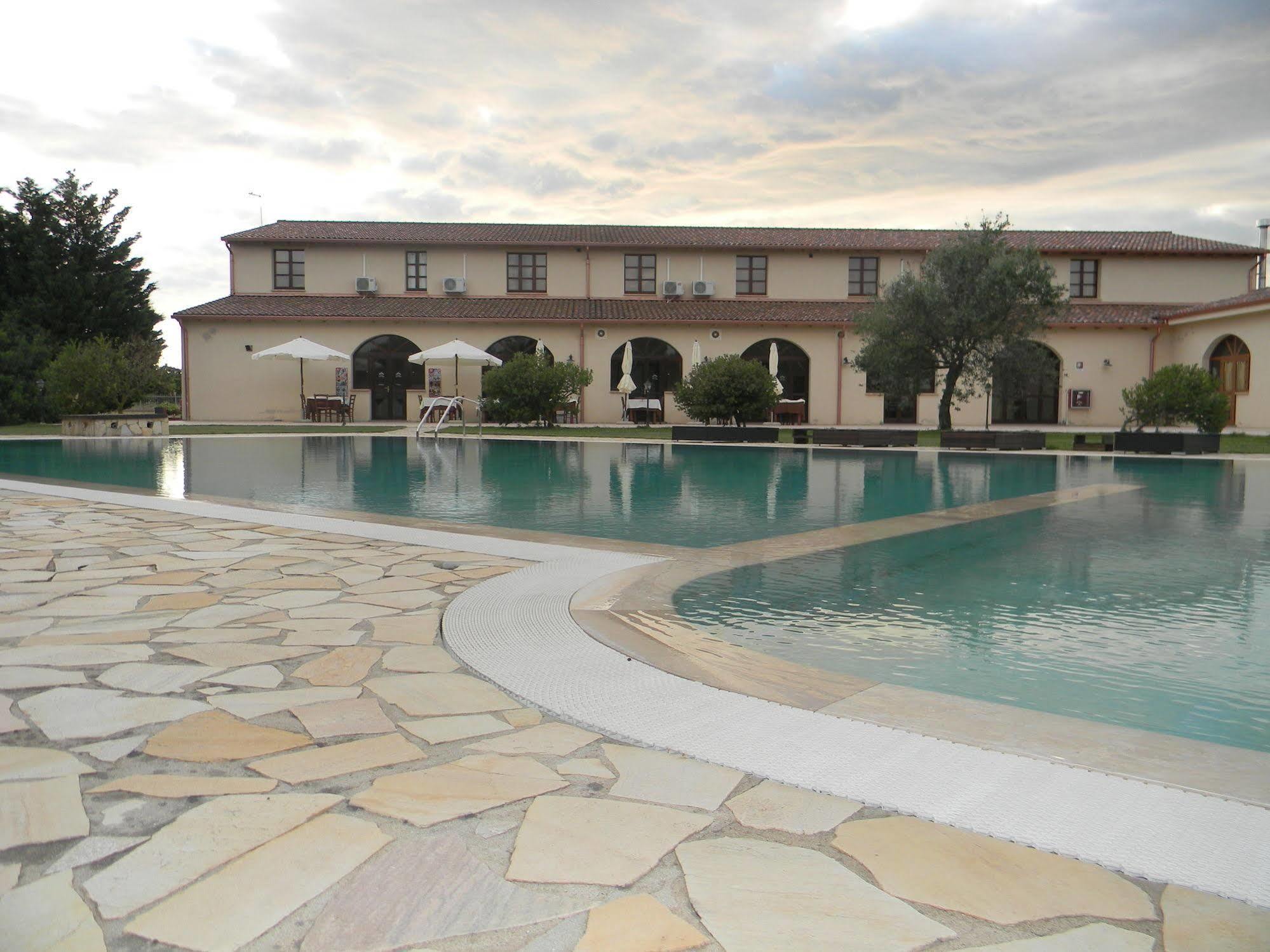 Hotel Sport Village Iglesias Exterior foto